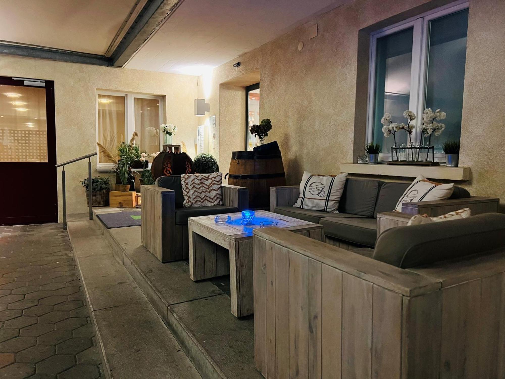 Hotel Felmis Self Check-In Horw Exterior photo